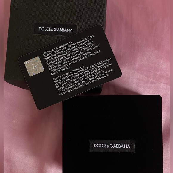 Dolce & Gabbana gold DG earrings - Picture 4 of 7